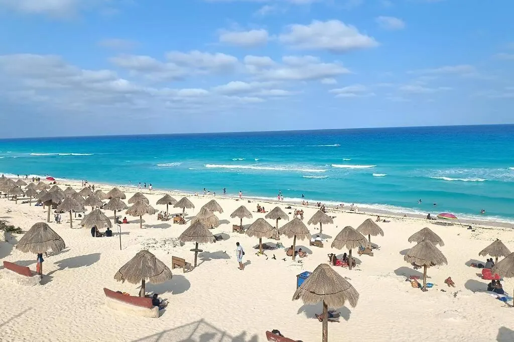 Alojamiento De Sofi Y Emi Cancun Apartment